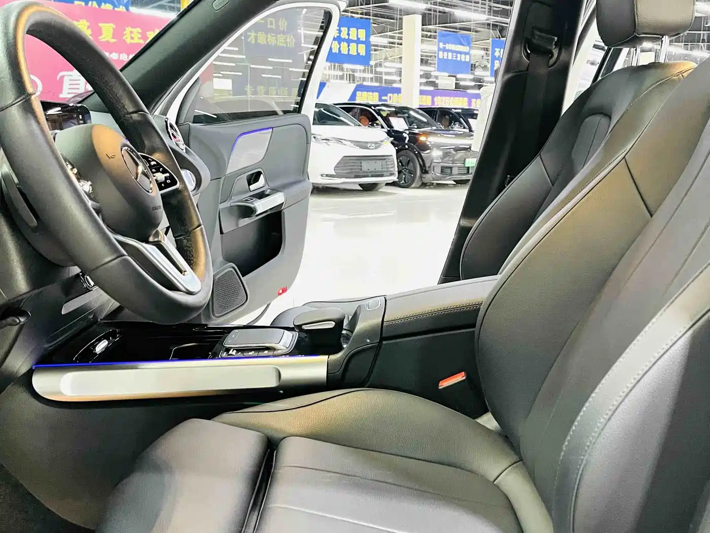 Mercedes-Benz GLB 2023 GLB 220 Dynamic фото 7