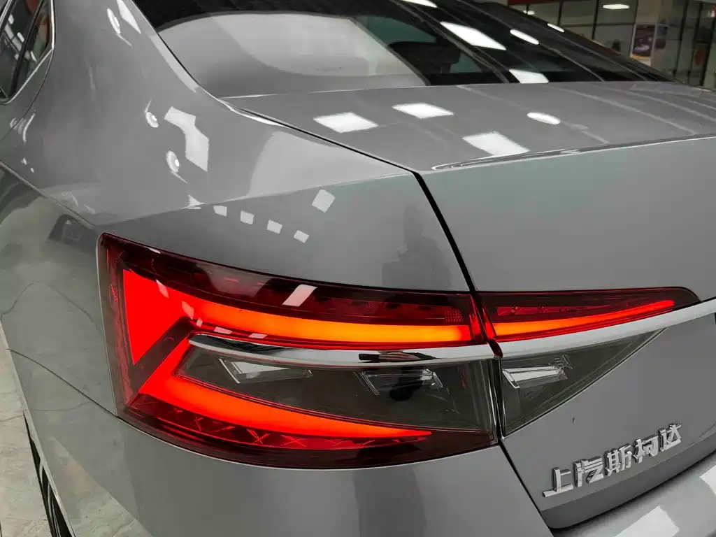 Škoda Superb 2024 2023 Facelift TSI280 DSG Premium Edition