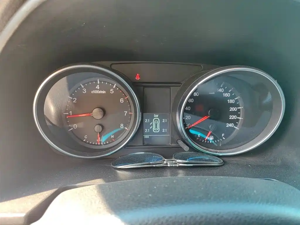 Haval M6 2021 PLUS 1.5T Manual Elite Smart Connect фото 4