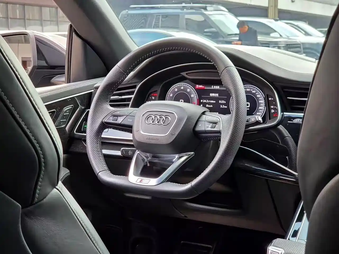Audi Q8 2020 2019 55 TFSI Premium Dynamic