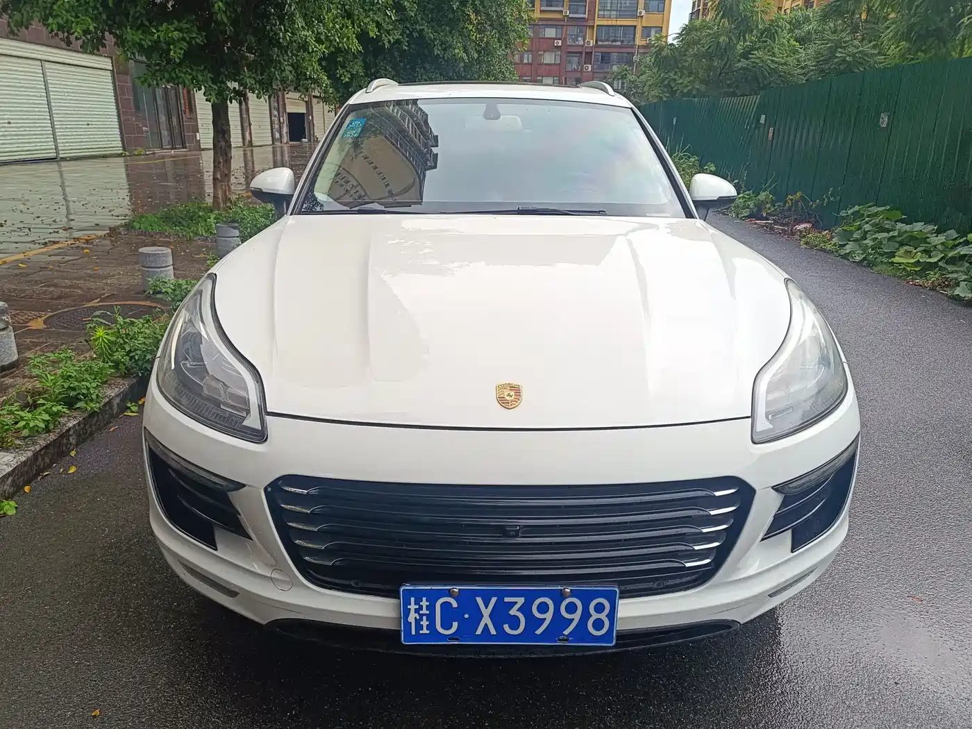 Фото 2 - Zotye SR9