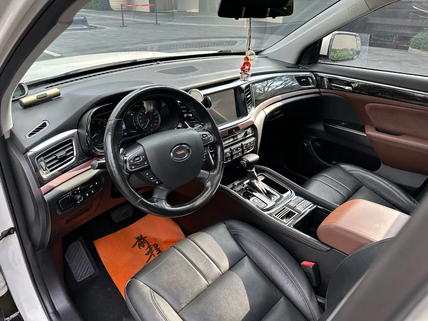 GAC Trumpchi Trumpchi GS8 2017 320T 2WD Luxury Smart Connect (7-seater) фото 8