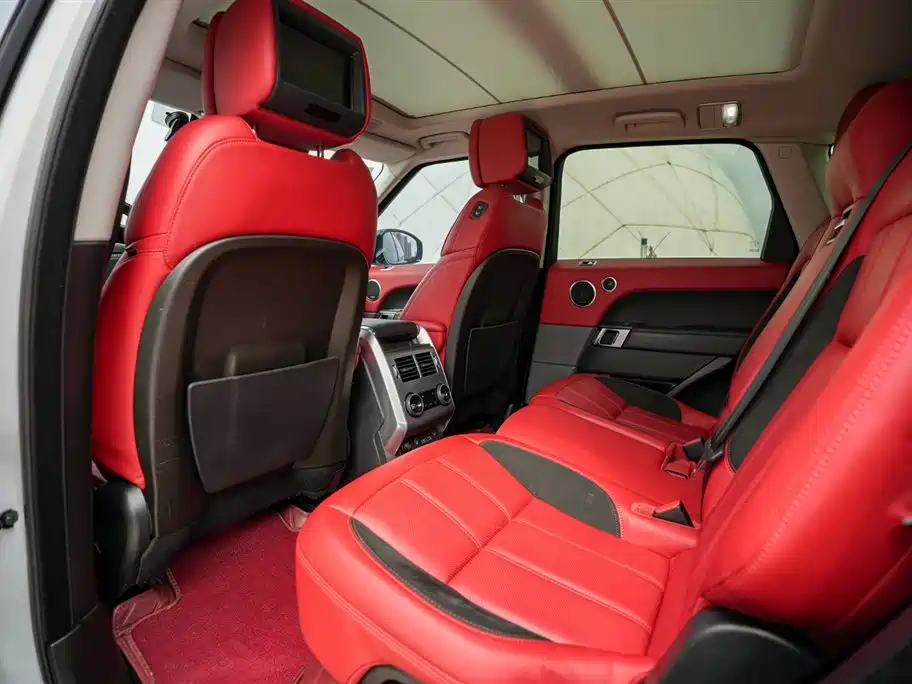 Land Rover Range Rover Sport 2020 3.0 L6 SE фото 12