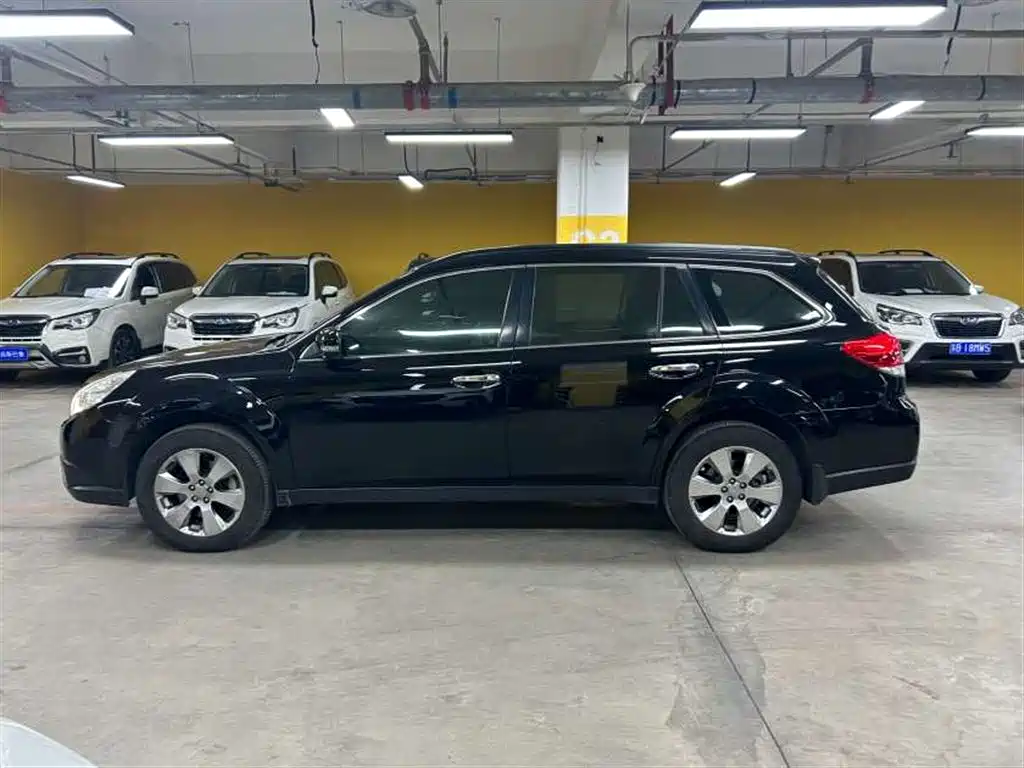 Subaru Outback 2010 3.6R Luxury Navigation фото 3