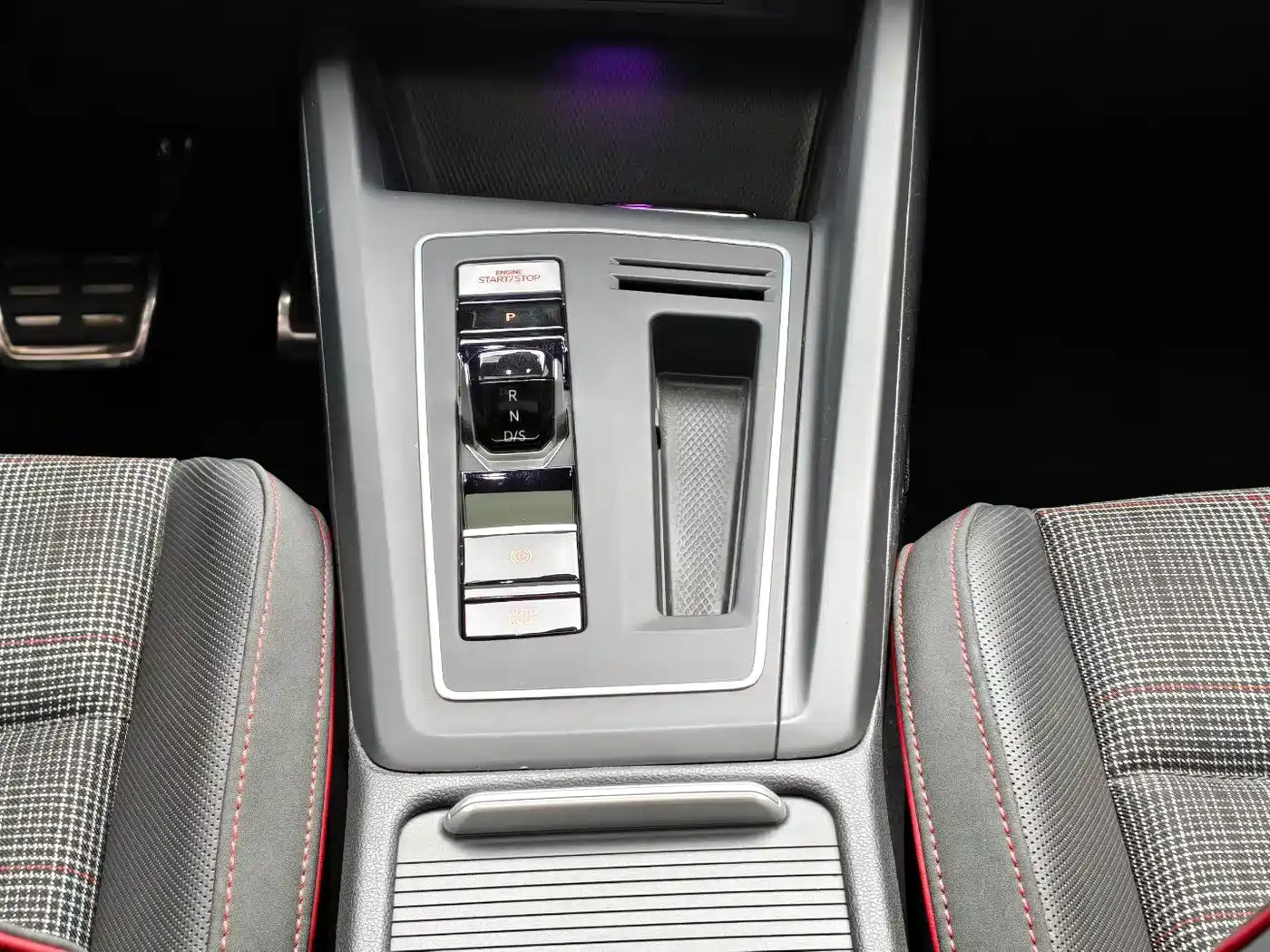 Volkswagen Golf GTI 2023 2021 Facelift 380TSI DSG GTI