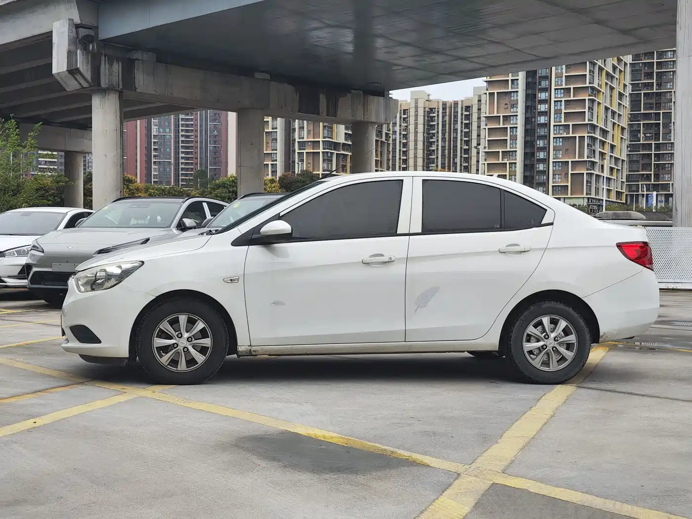 Chevrolet Sail 2018 Sail 3 1.3L AMT Ideal фото 7