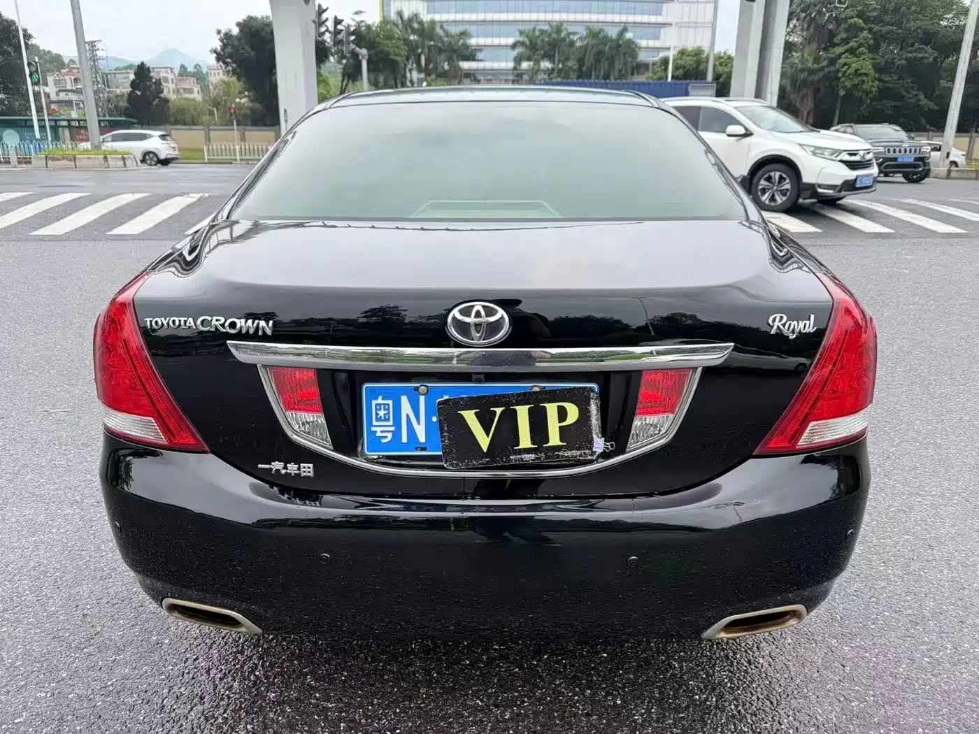 Toyota Crown 2010 2.5L Royal фото 6