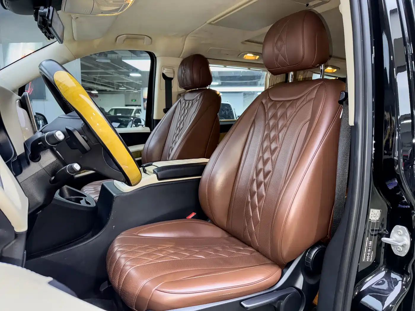 Mercedes-Benz Vito 2020 2.0T Business Edition (7-seater) фото 12