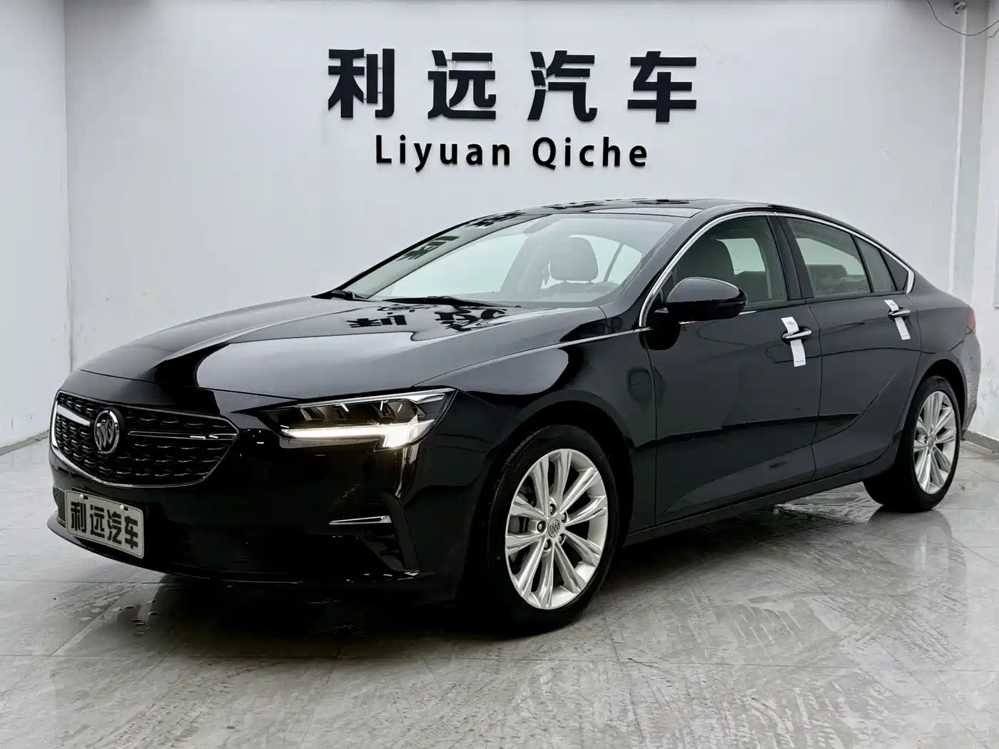 Фото 1 - Buick Regal