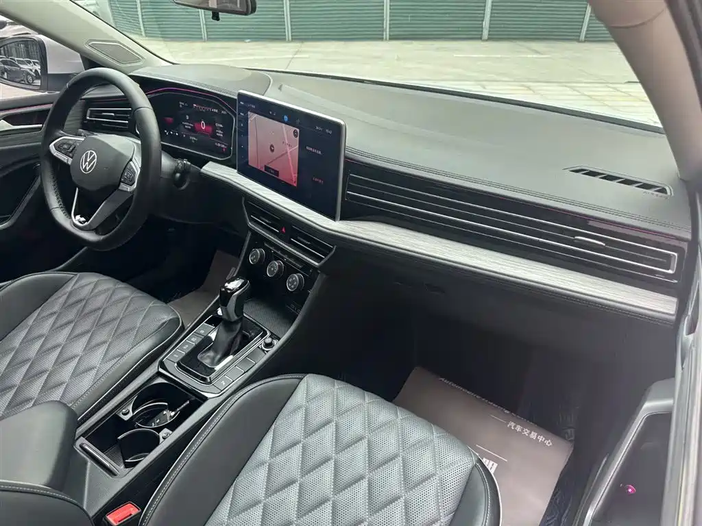 Volkswagen Sagitar 2023 300TSI DSG Surpassing Edition фото 6