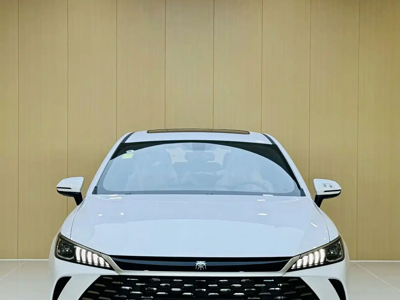 BYD Qin PLUS 2026 2026 Model DM-i 210KM Progressive Edition