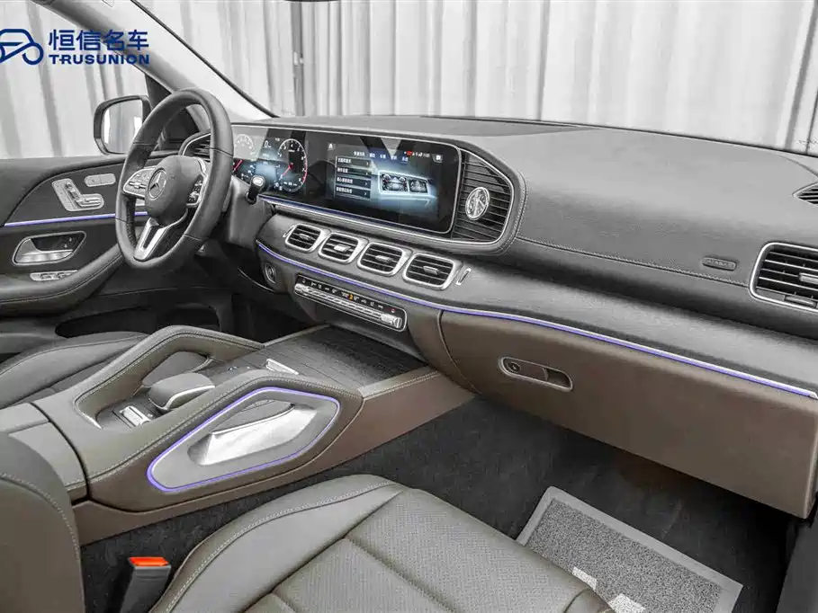 Mercedes-Benz GLE 2023 GLE 450 4MATIC Luxury фото 14