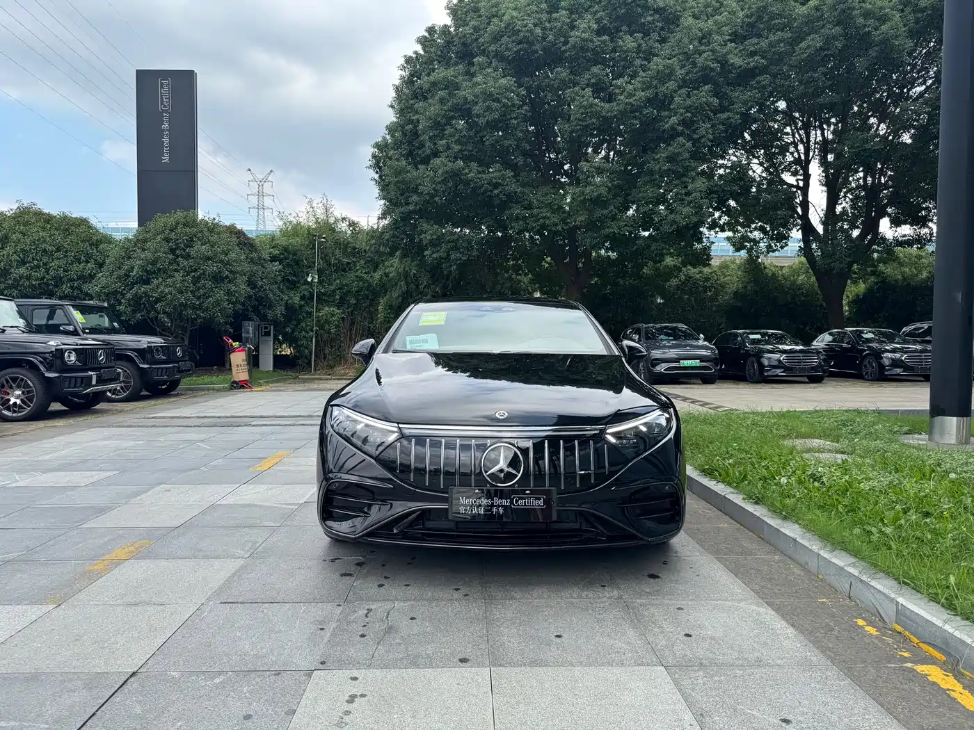 MERCEDES-BENZ EQS AMG