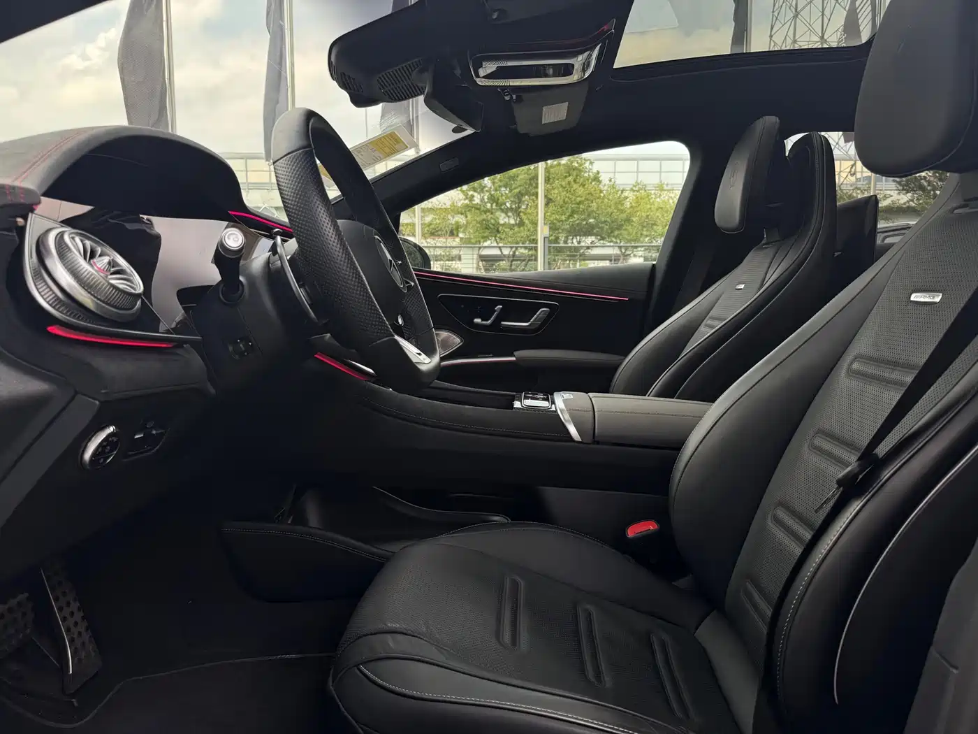 MERCEDES-BENZ EQS AMG