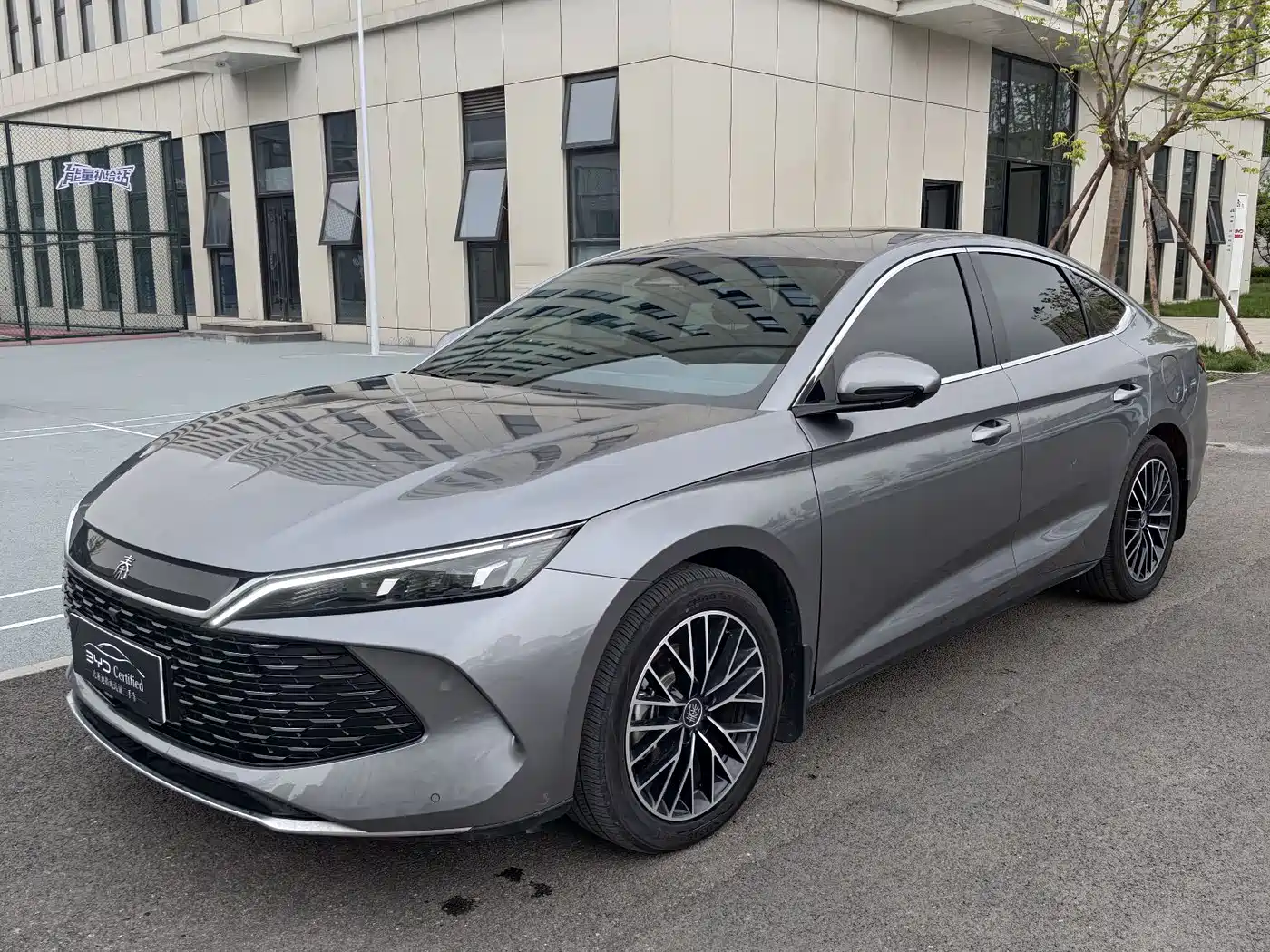 BYD Qin L 2024 DM-i 120KM Excellence Model