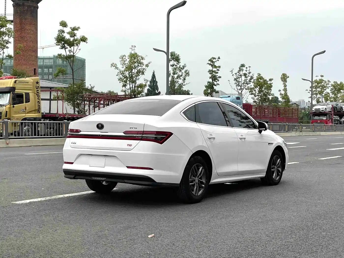 BYD Qin Pro 2019 2018 1.5TI Automatic Smart Connected Dynamic Edition