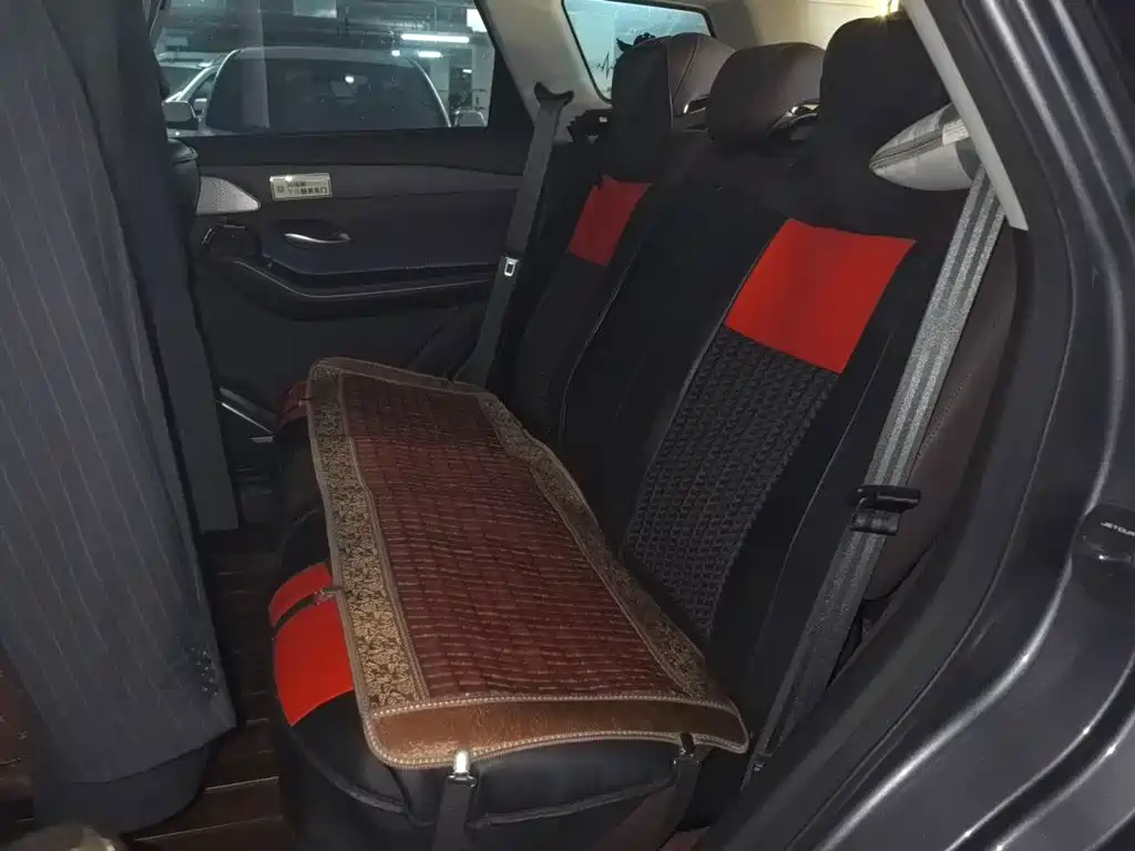 Jetour X90 PRO 2024 2024 2.0T DCT Luxury 7-Seater