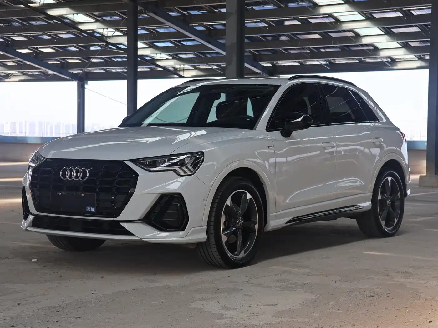 Audi Q3 2023 35 TFSI Fashion Dynamic (1.4T)