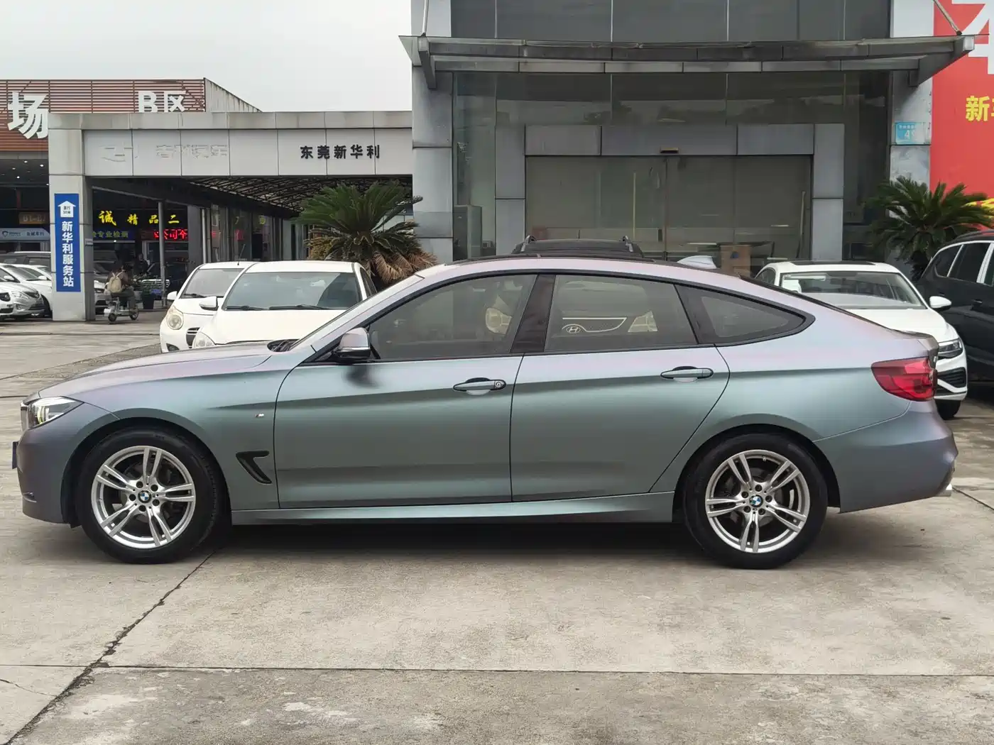 BMW 3 Series GT 2020 320i M Sport Package фото 7