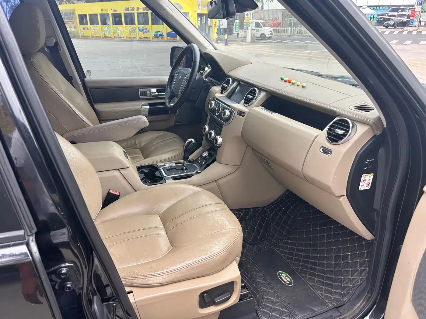 Land Rover Discovery 2011 2.7 TDV6 S Diesel фото 9