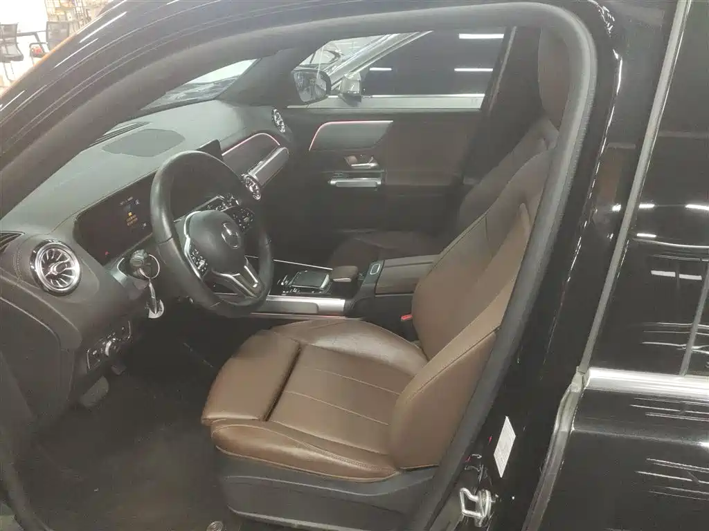 Mercedes-Benz GLB 2022 Facelift II GLB 200 Dynamic фото 15