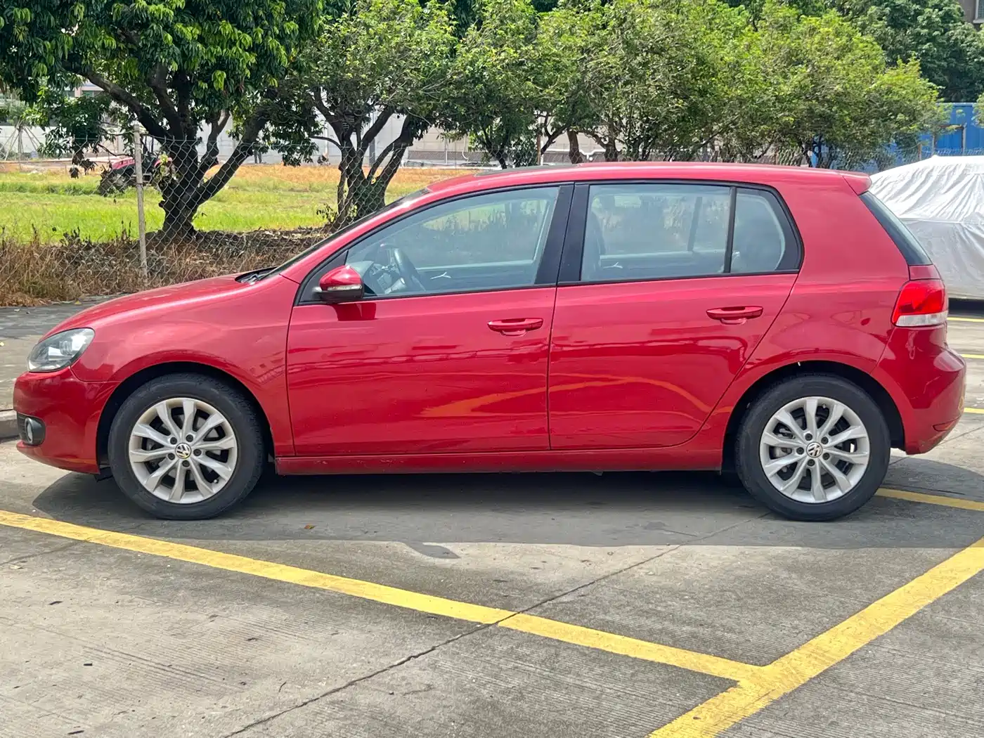 Фото 8 - Volkswagen Golf