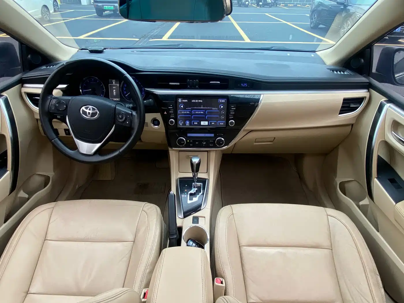 Toyota Corolla 2014 1.8L CVT GLX-i фото 14