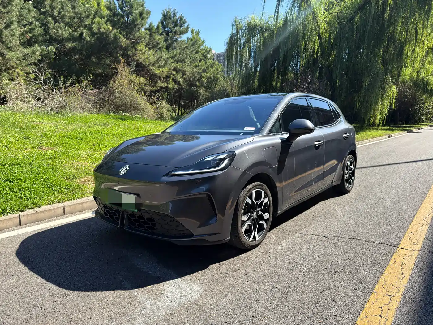 MG MG4 EV 2026 2025 Base Model