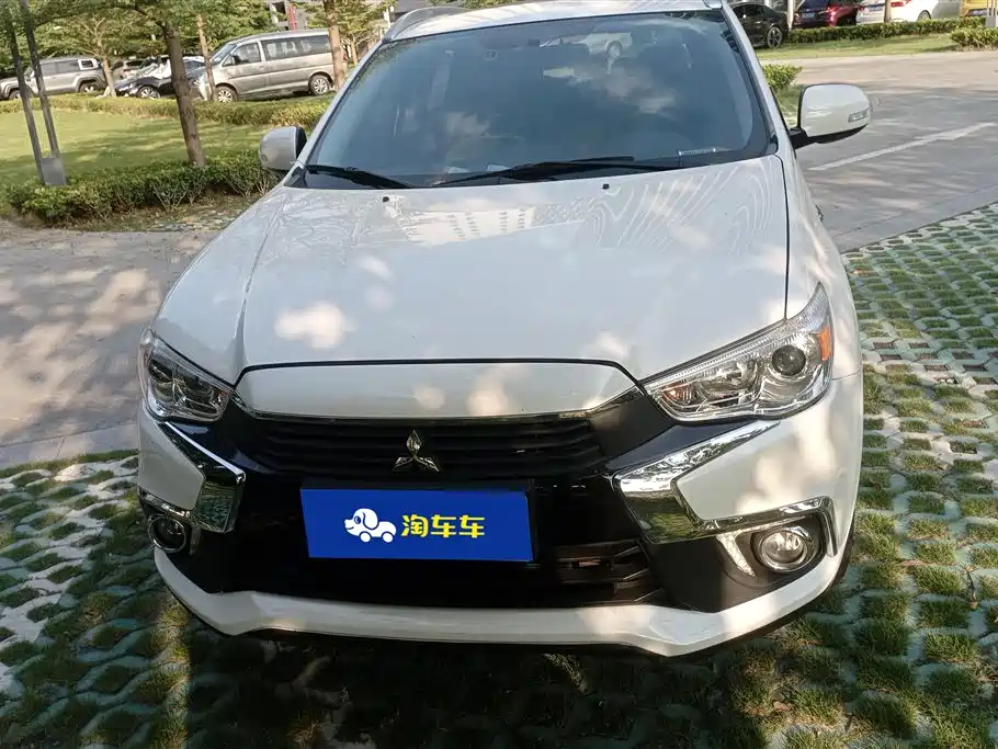 Mitsubishi ASX 2018 2.0L CVT 2WD Premium фото 2