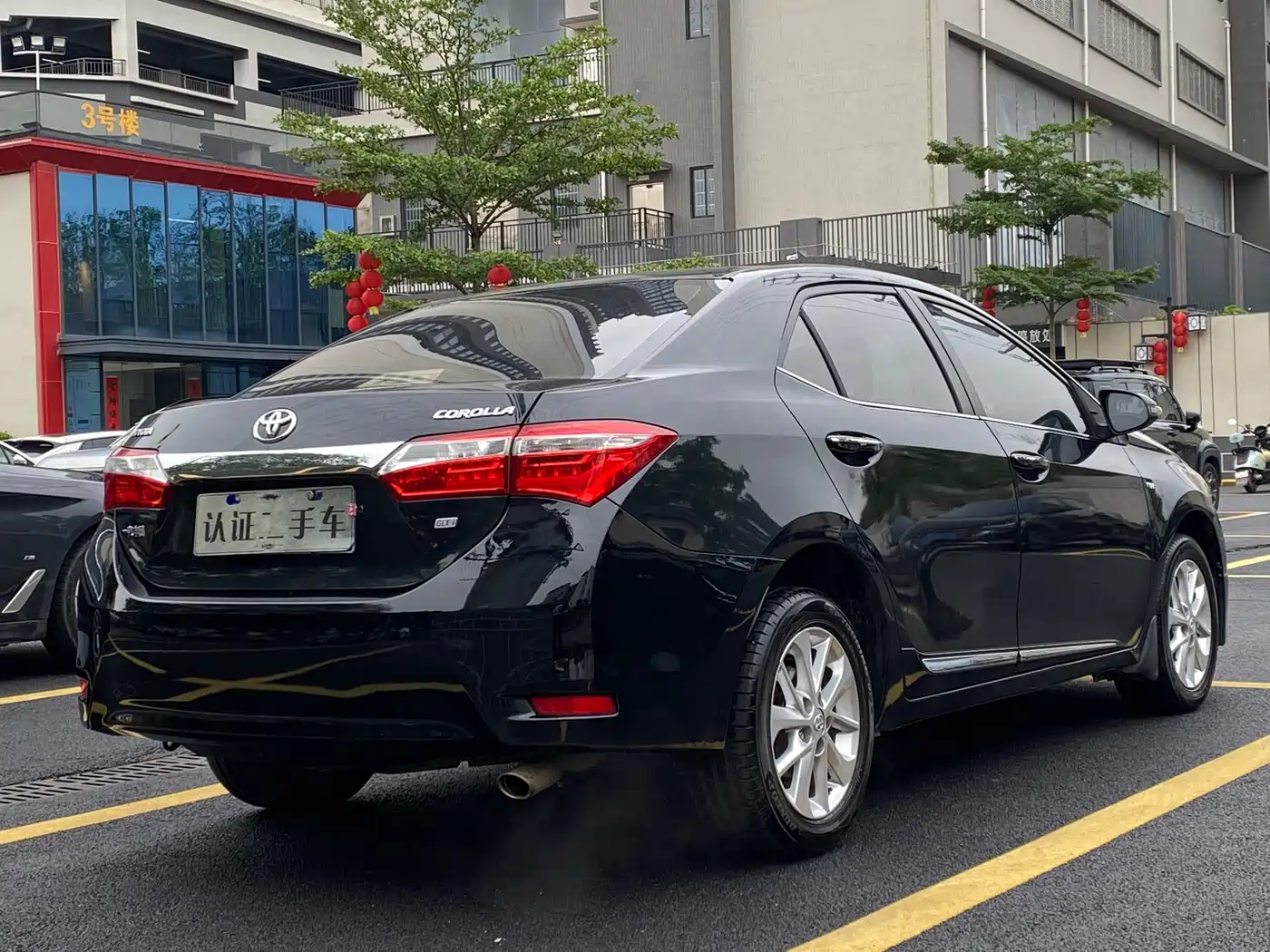 Toyota Corolla 2014 1.8L CVT GLX-i фото 4