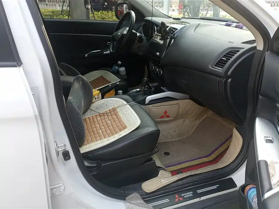 Mitsubishi ASX 2018 2.0L CVT 2WD Premium фото 7