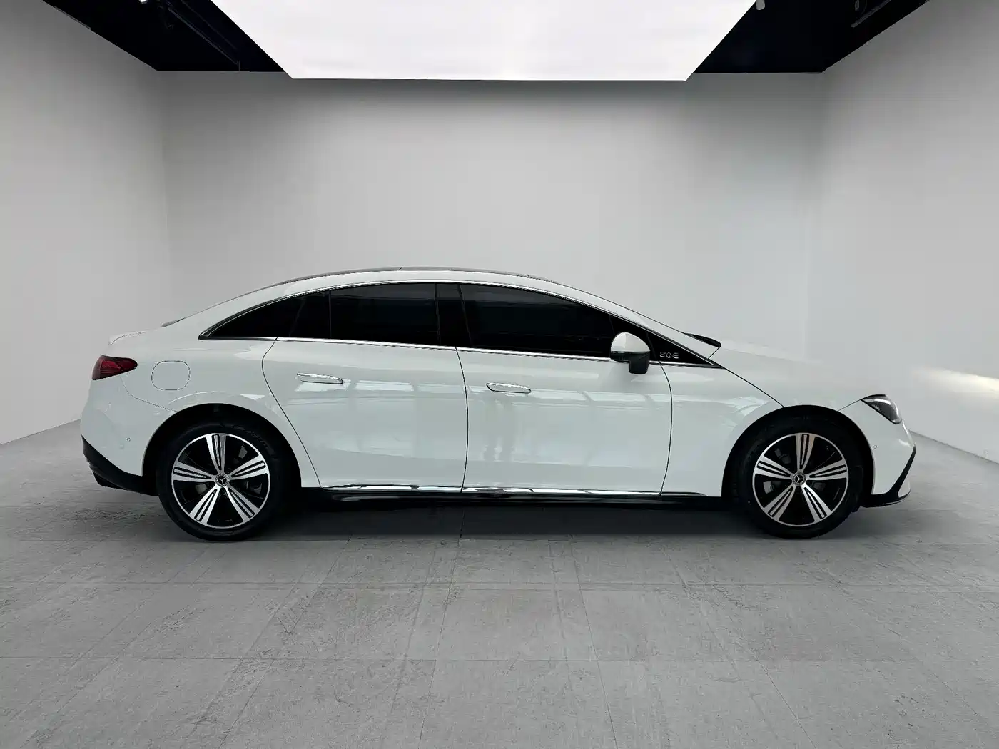 Mercedes-Benz EQE 2025 2025 500 4MATIC Pioneer