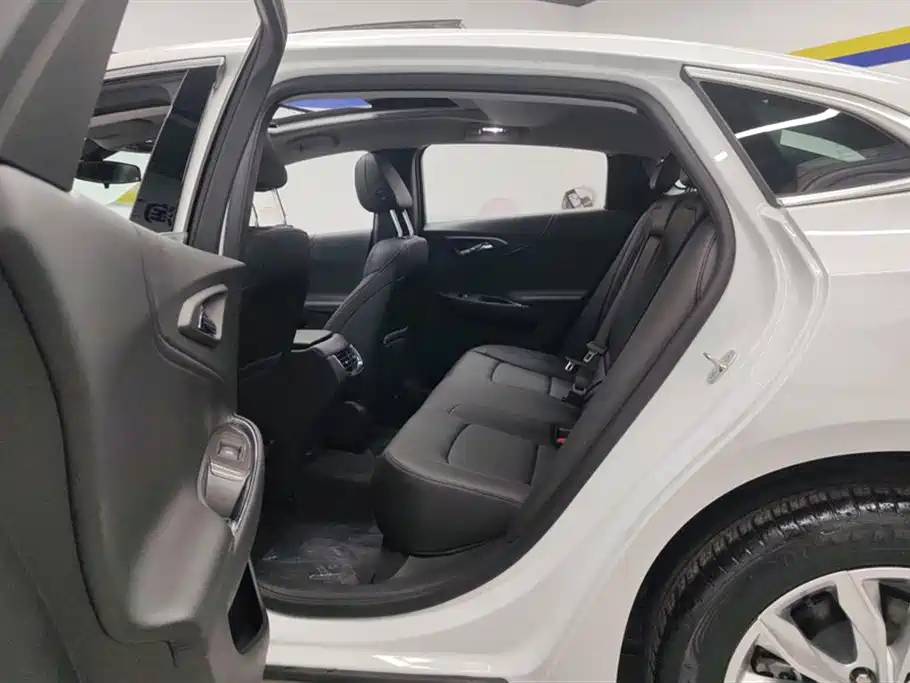 Chevrolet Malibu XL 2022 535T Auto Sharp Dynamic Edition фото 11