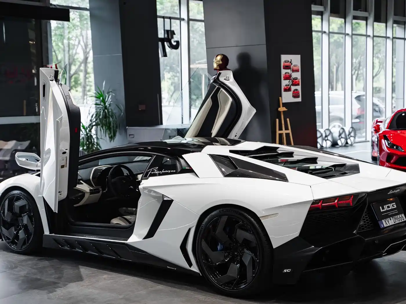 Lamborghini Aventador 2011 LP 700-4 фото 5