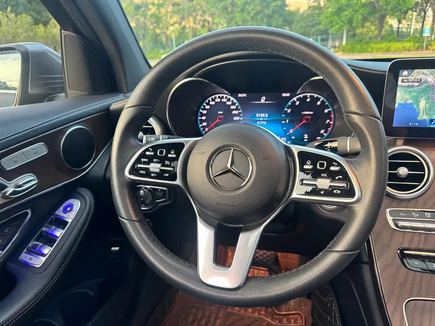 Mercedes-Benz GLC 2021 GLC 260 L 4MATIC Luxury фото 14