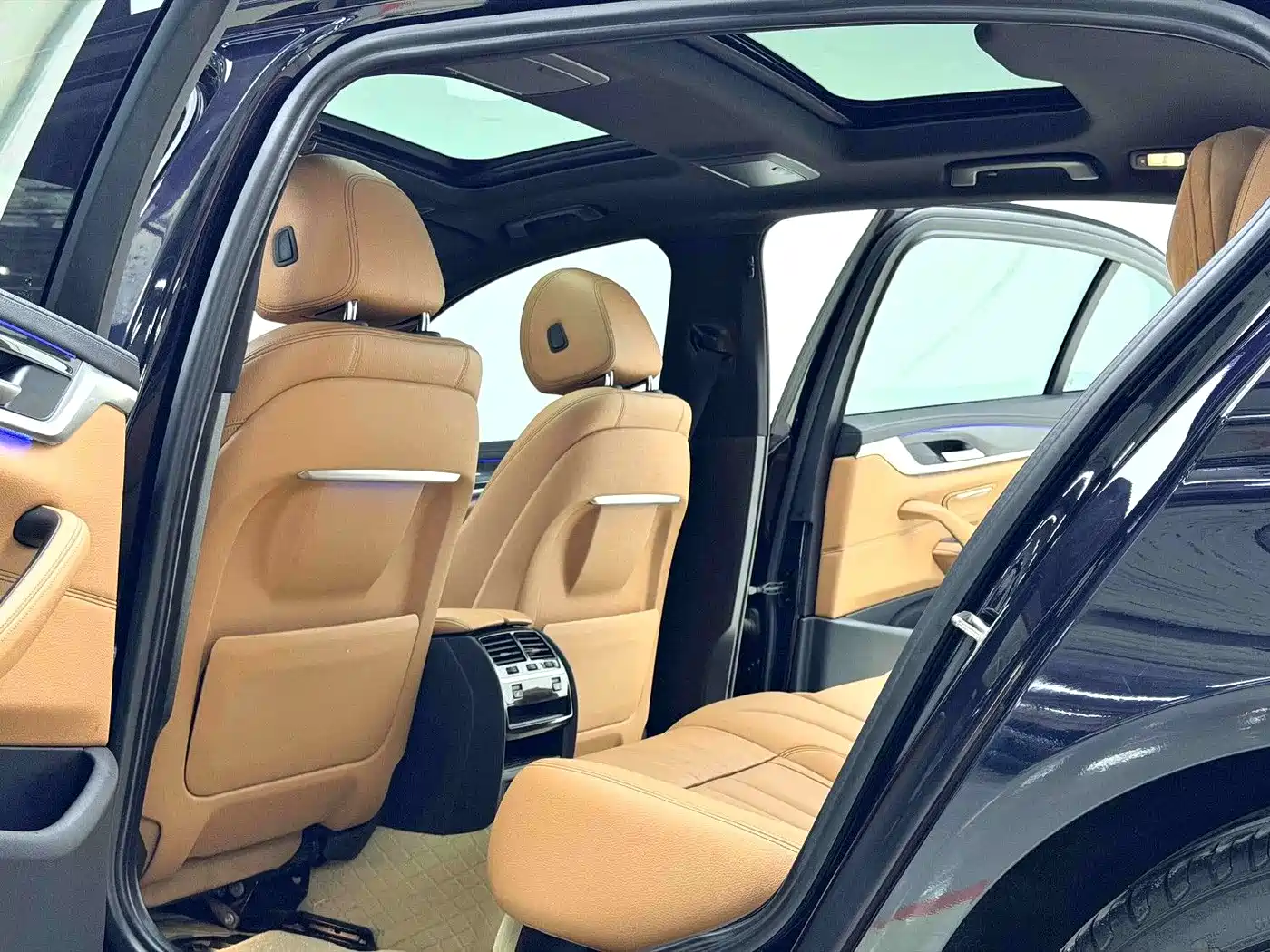 BMW 5 Series 2020 530Li Leading M Sport Package фото 8