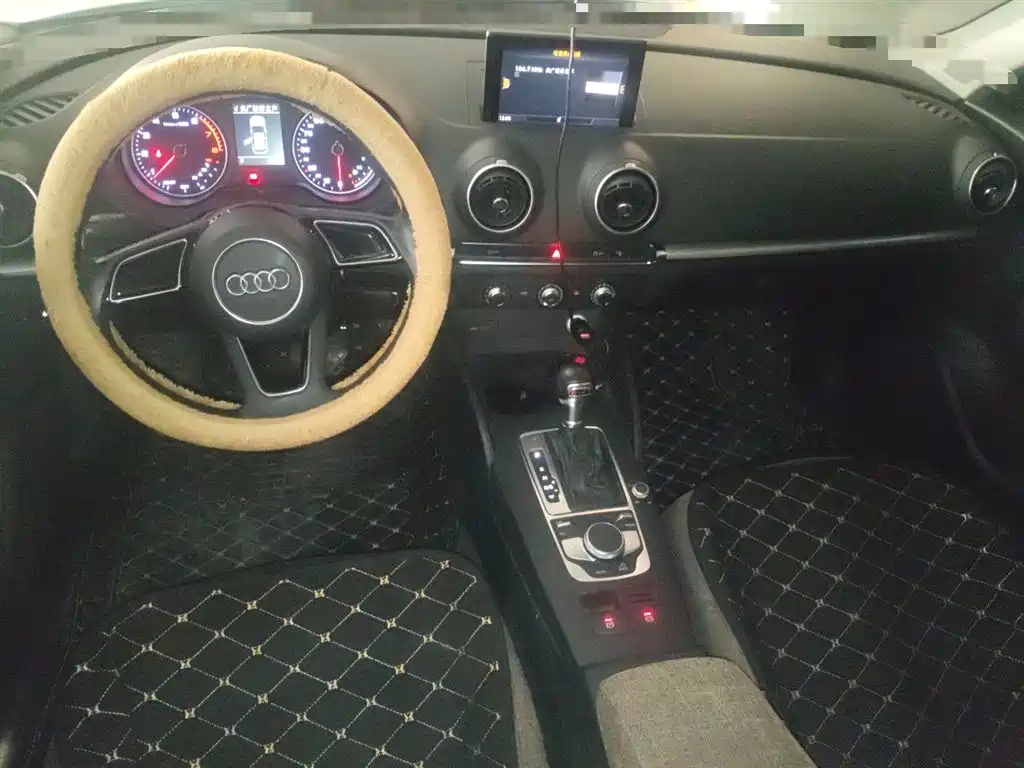 Audi A3 2017 Sportback 35 TFSI Progressive фото 13