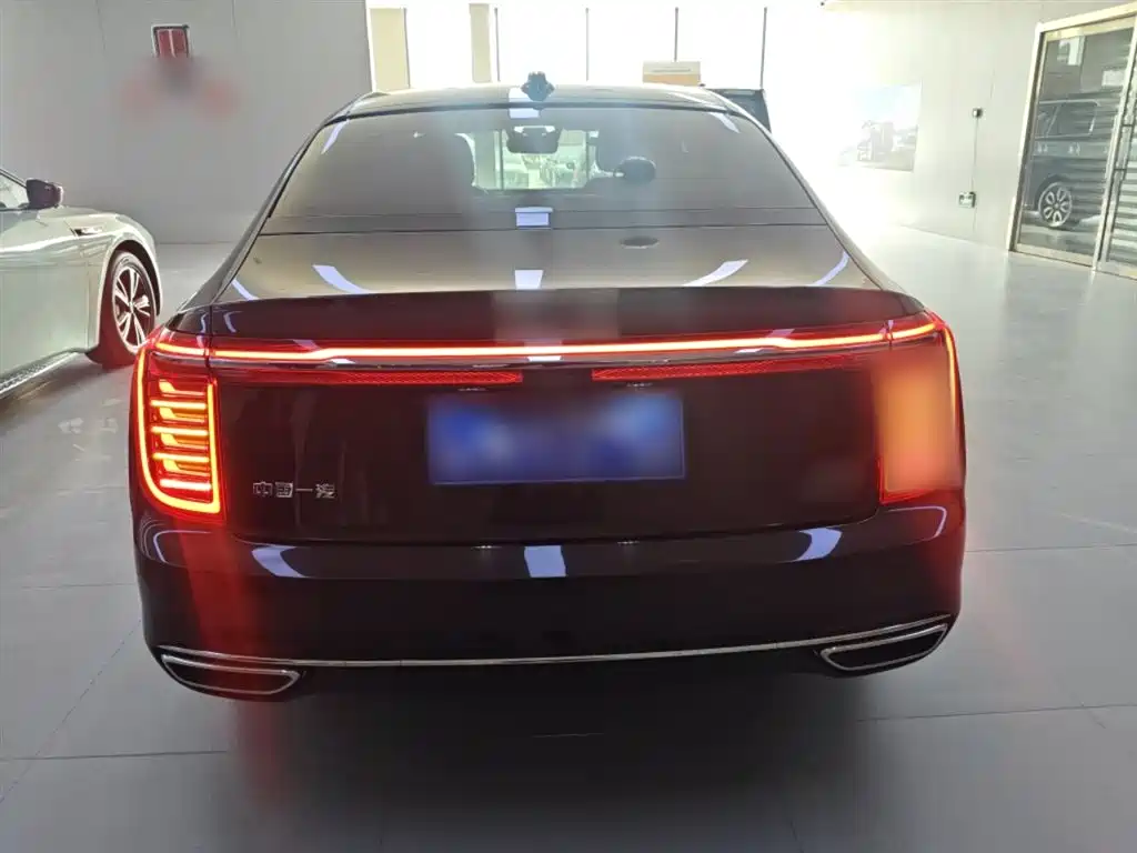 Hongqi H9 2023 Model 2.0T Smart Connect Flagship Edition фото 6