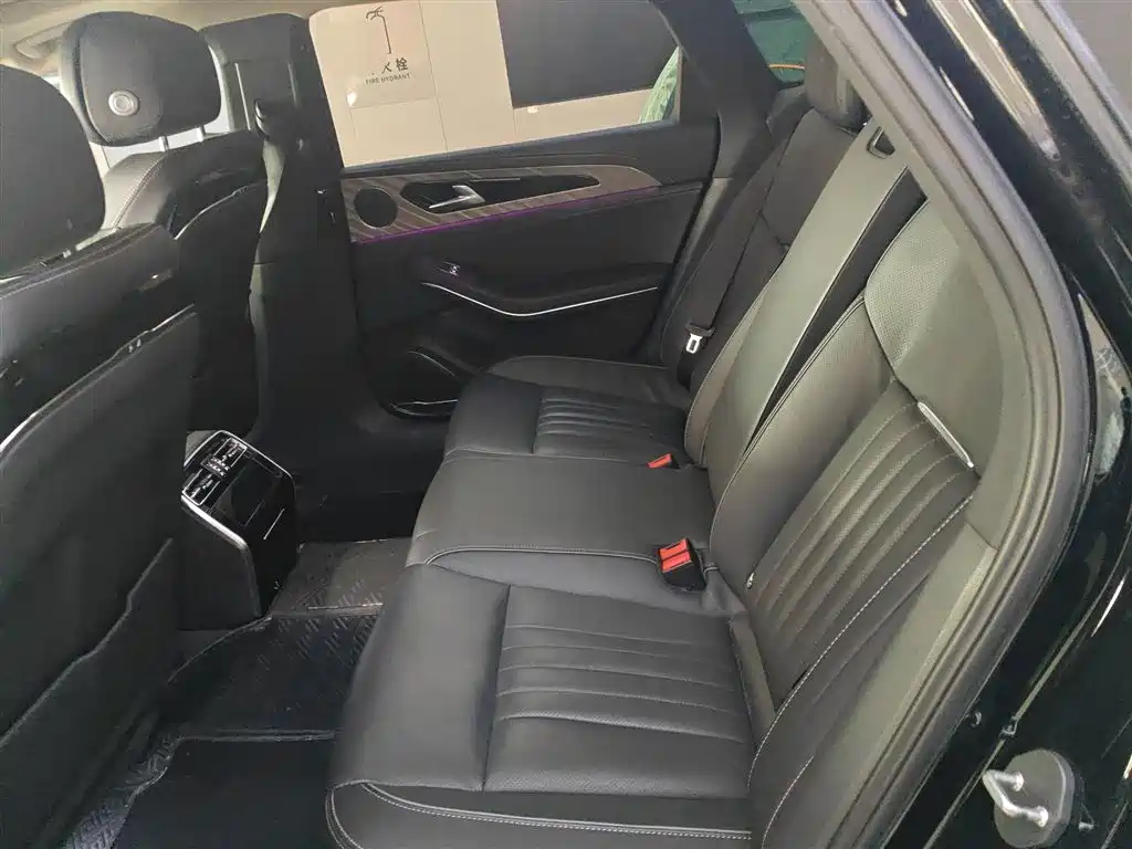 Hongqi H9 2023 Model 2.0T Smart Connect Flagship Edition фото 17