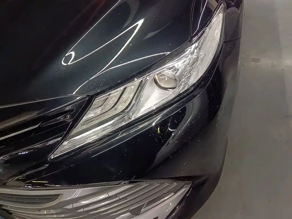 Toyota Camry 2018 2.5G Luxury Edition фото 18