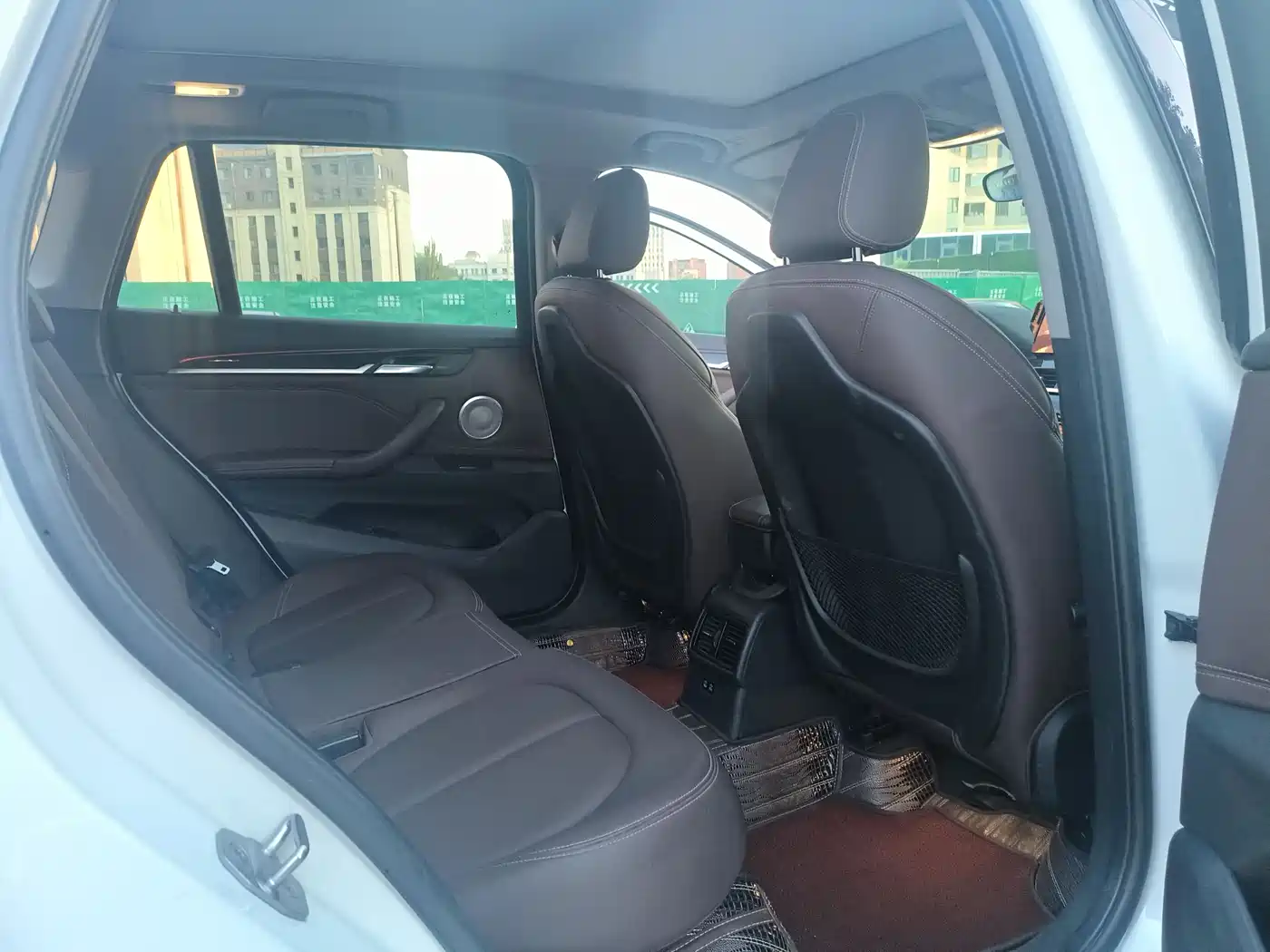 BMW X1 2021 xDrive25Li Exclusive фото 14