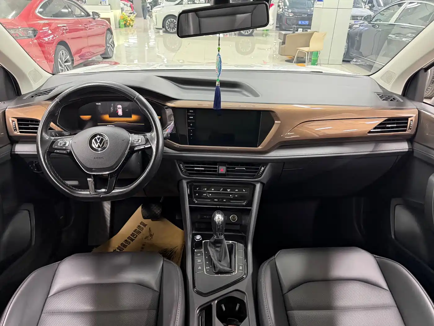 Volkswagen Tharu, миниатюра 7