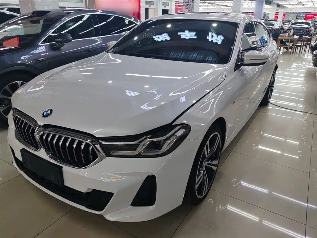 BMW 6 Series GT 2022 Model 630i M Sport Package фото 2