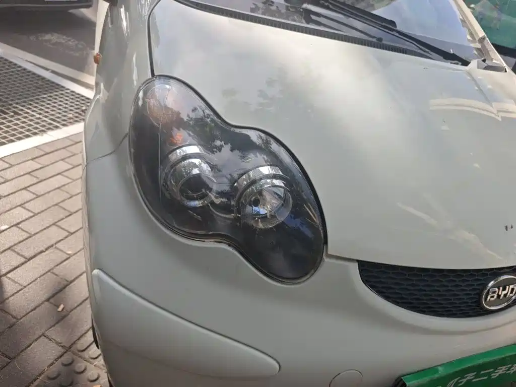BYD F0 2014 2013 1.0L AMT Cool Edition