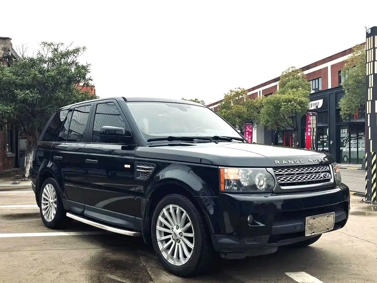 Land Rover Range Rover Sport 2010 3.6 TDV8 HSE Diesel фото 3