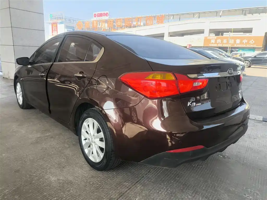 Kia K3 2015 1.6L Automatic GLS фото 5