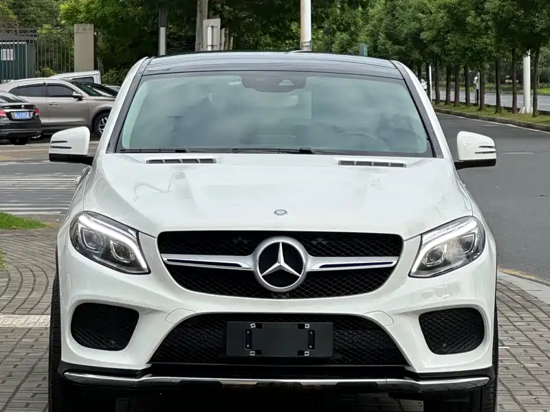 Mercedes-Benz GLE Coupe GLE 320 4MATIC Coupe SUV