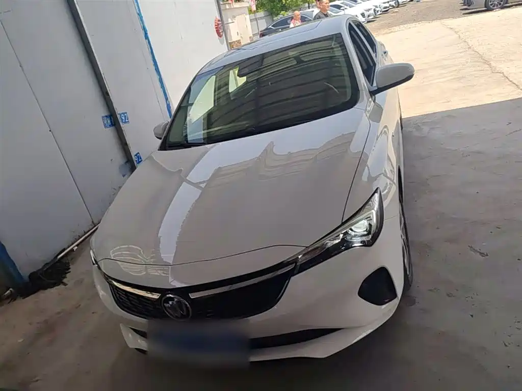 Buick Verano 2023 Pro Joy Edition фото 3