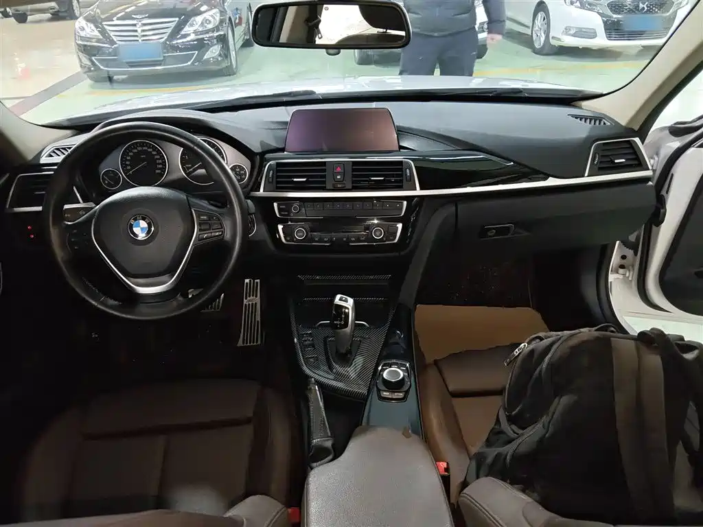 BMW 3 Series 2018 320Li Fashion Style фото 12