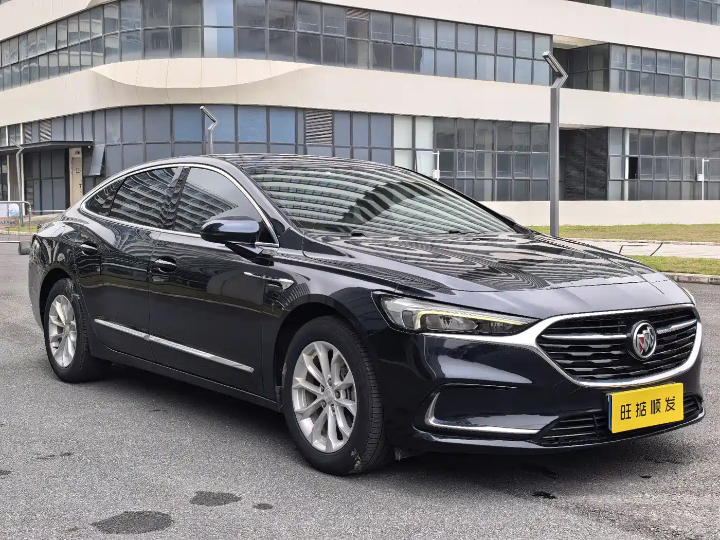 Buick LaCrosse 2021 552T Luxury Edition фото 3
